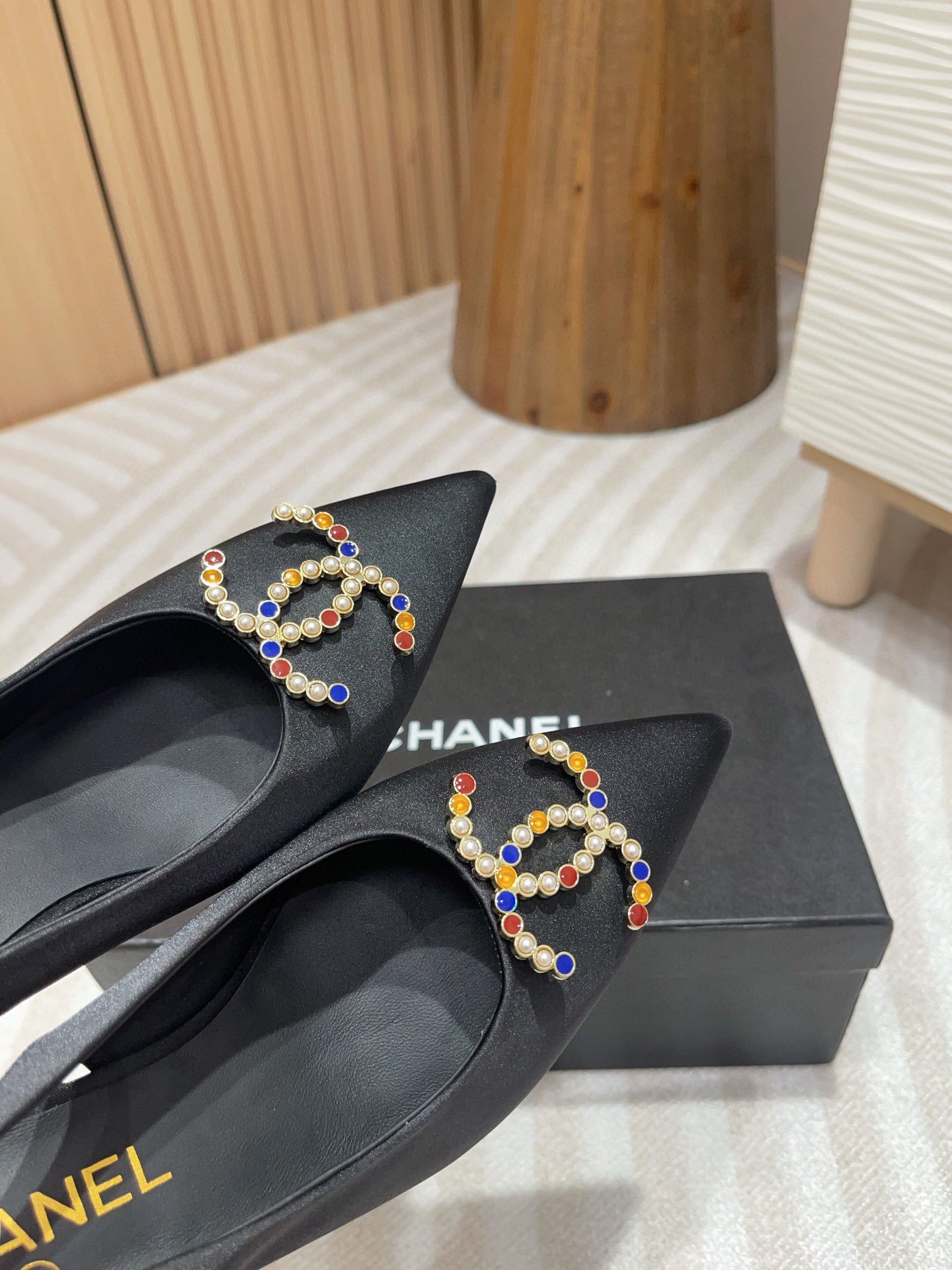 CE-High heel sandals