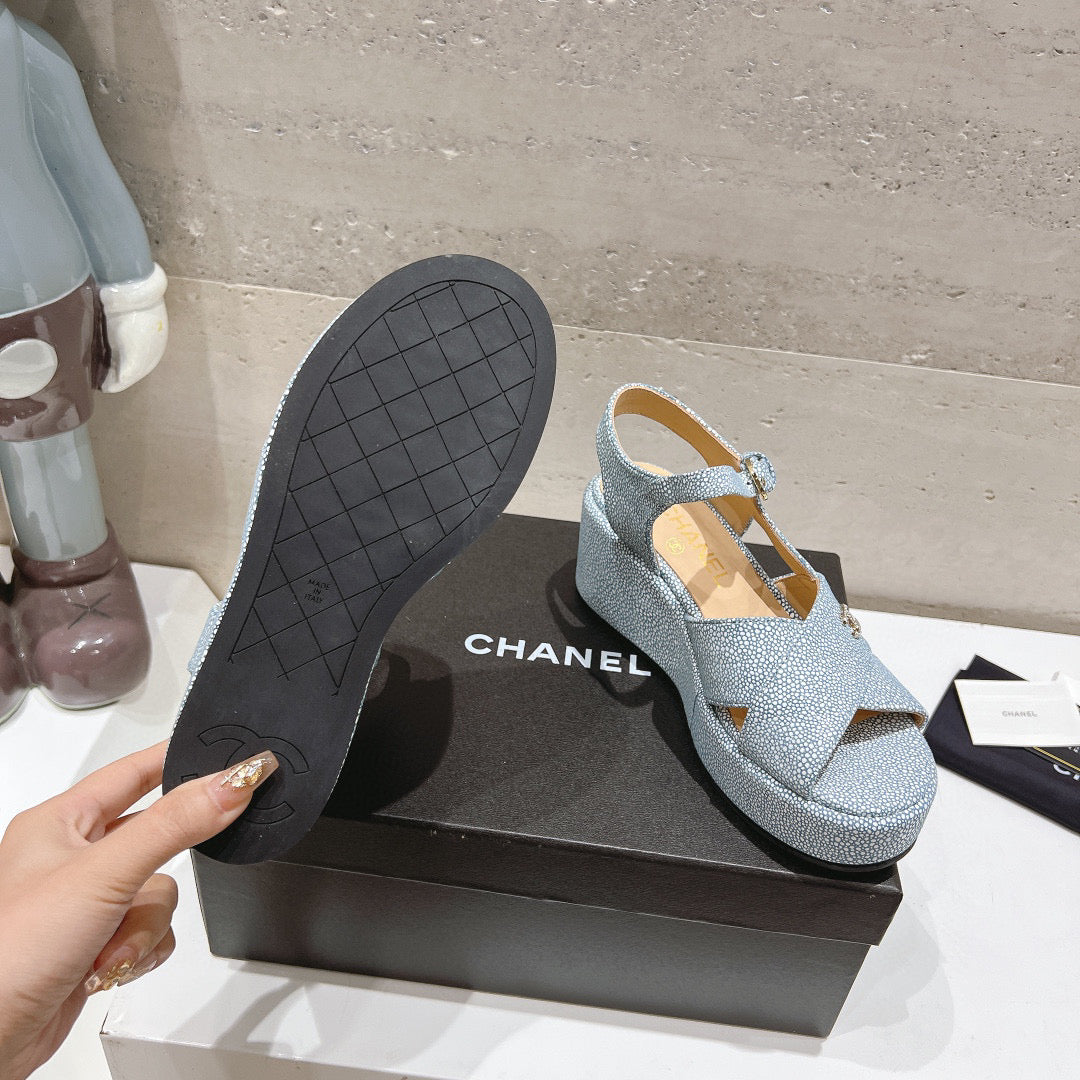 CE-High heel sandals