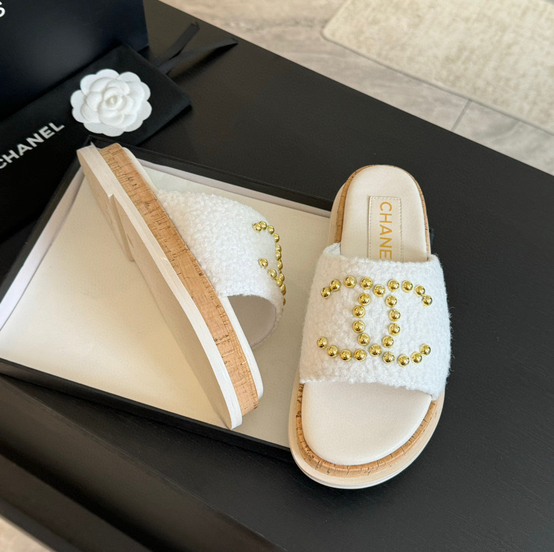 CE-Cool slippers