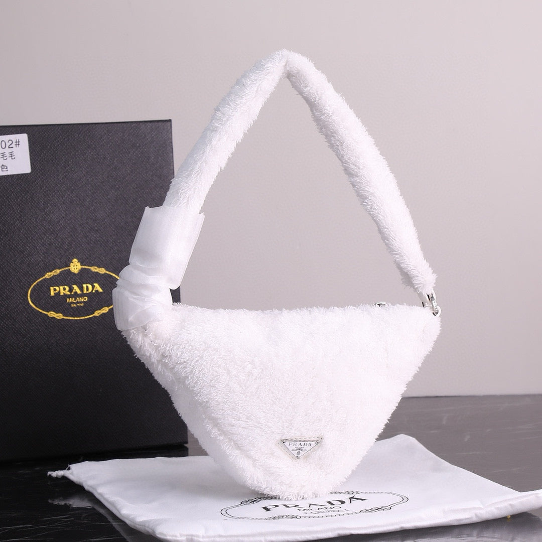 P-Plush triangle bag