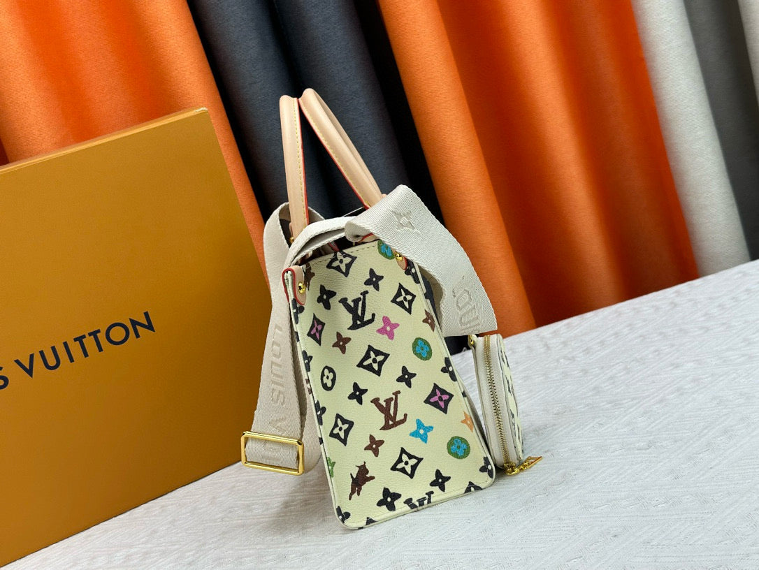 L OnTheGo Tote