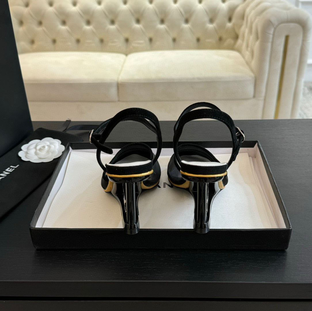 CE-Gauze sandals