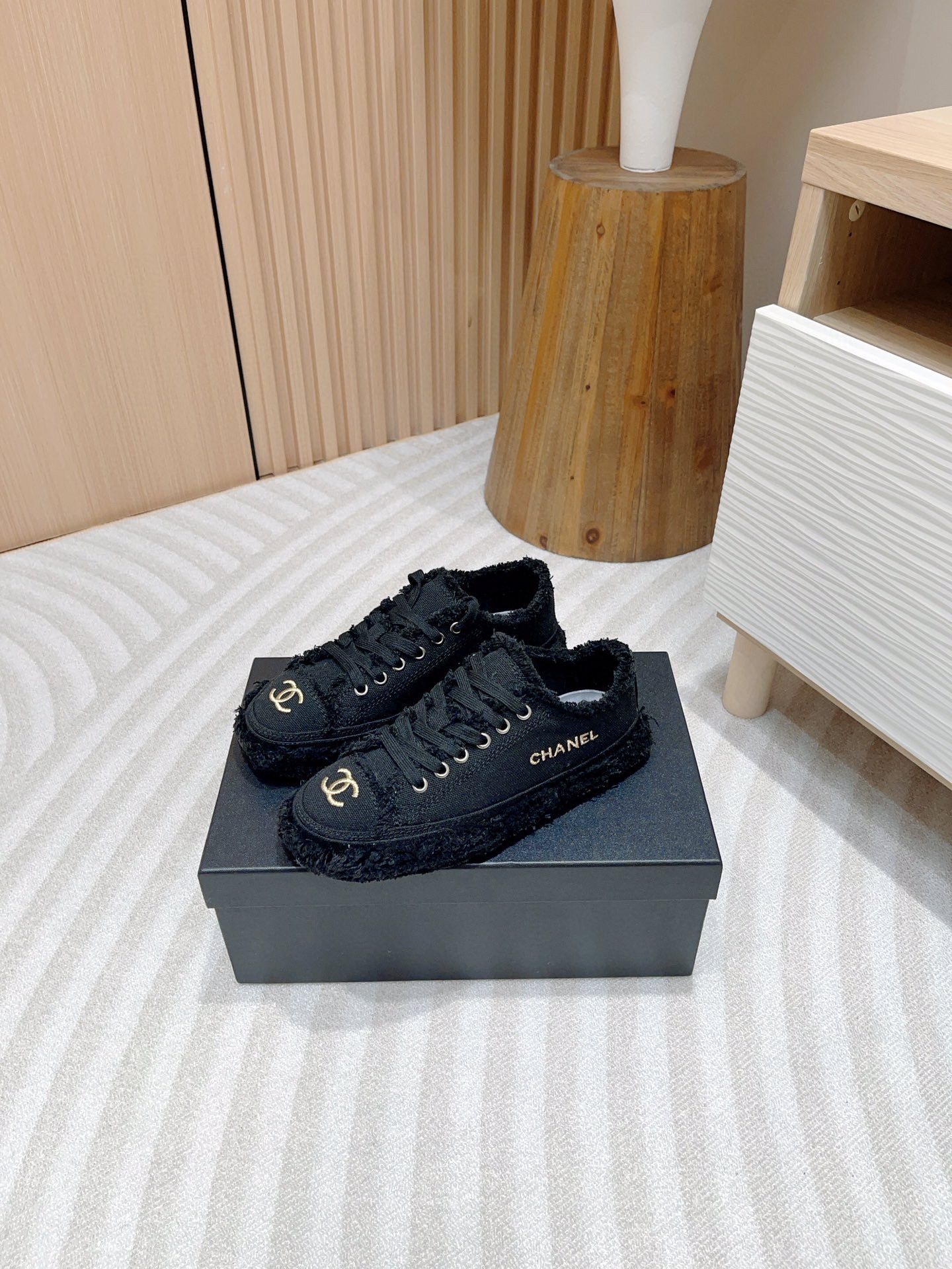 CE-Canvas shoes