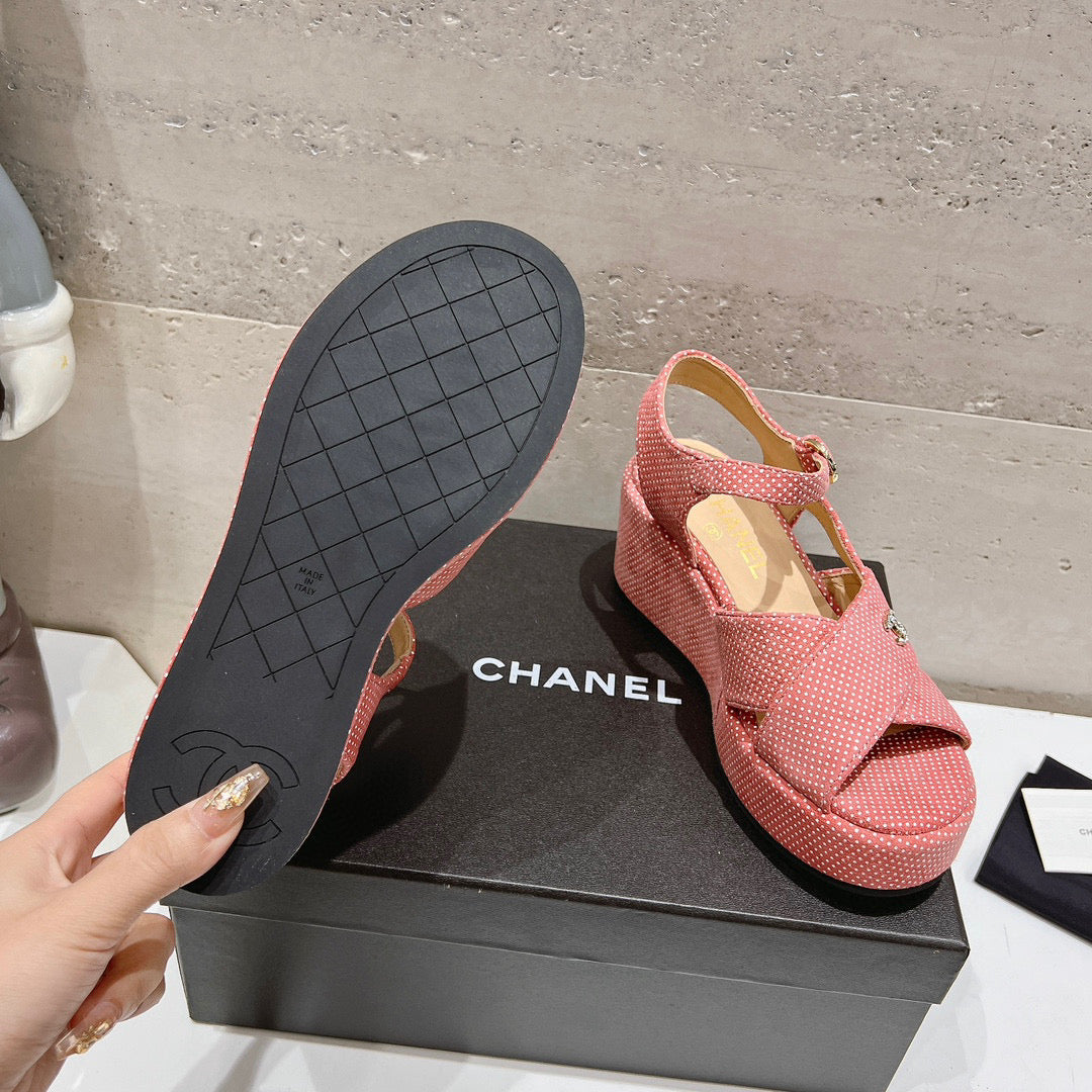 CE-High heel sandals