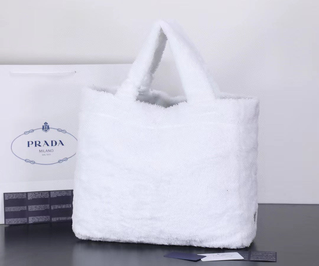 P-Towel handbag