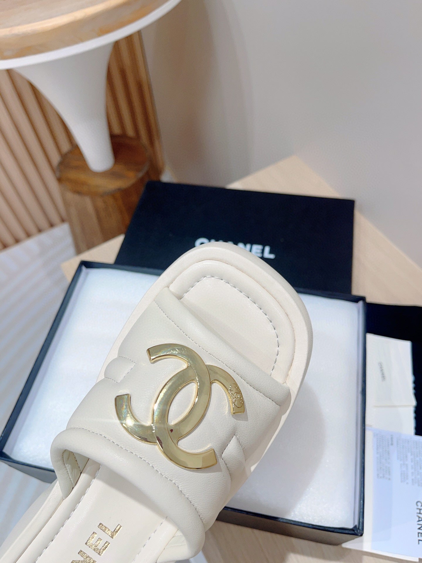 CE-thick bottom slippers