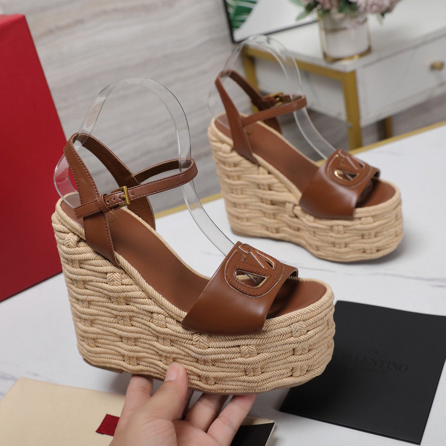 V-Wedge Hemp Rope Bottom