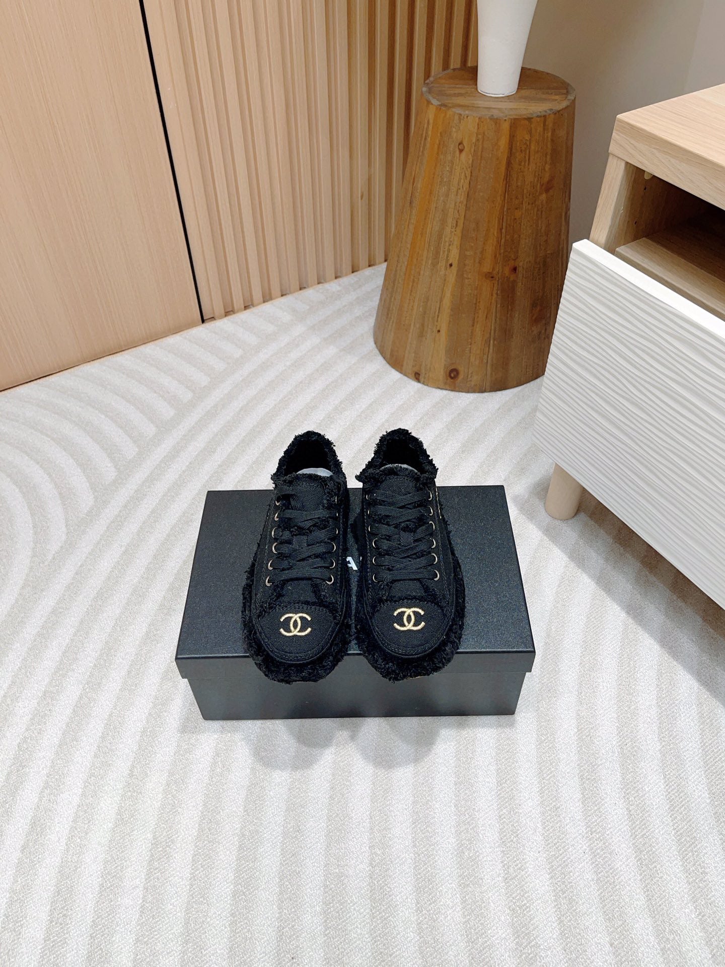 CE-Canvas shoes