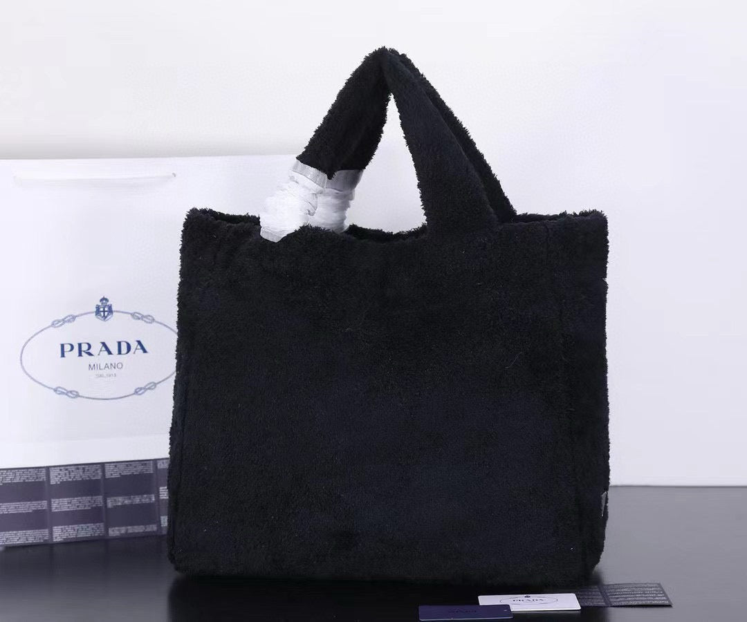 P-Towel handbag