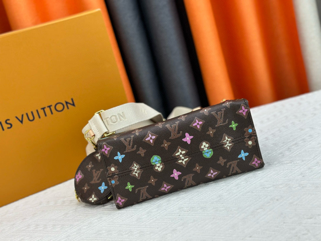 L OnTheGo Tote