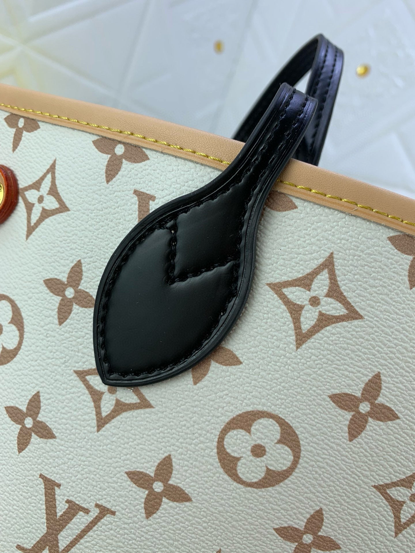 L-Neverfull Series