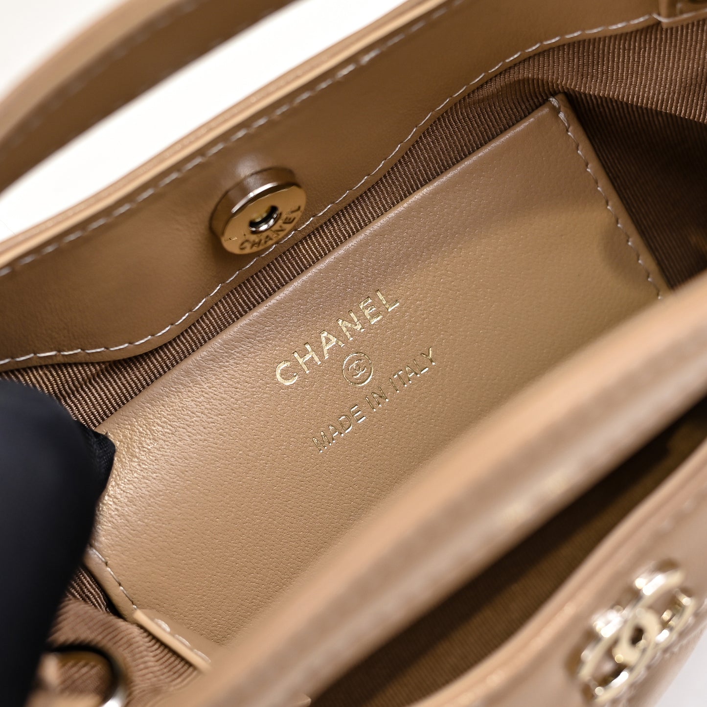 CE-Colorful handbags 2