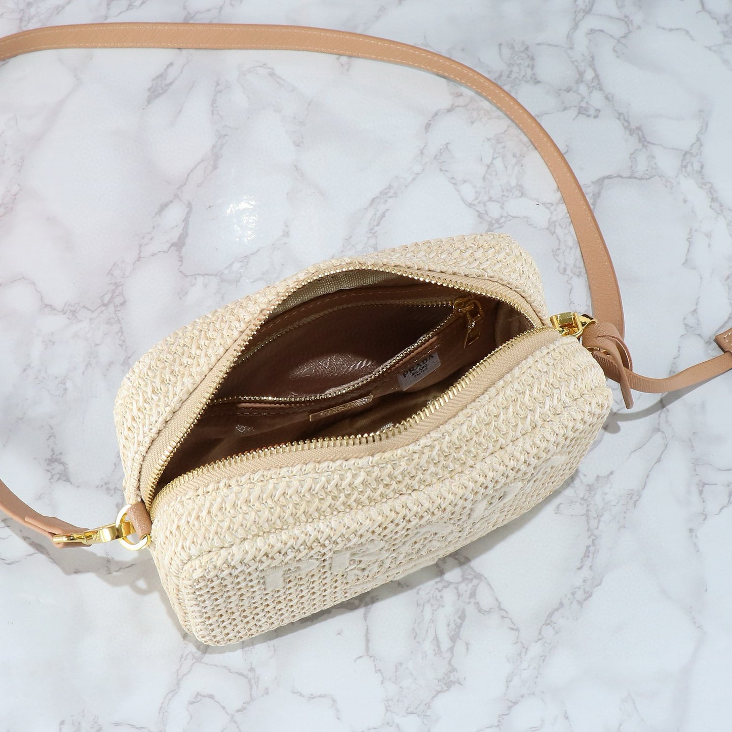 P-Raffia Straw Camera Bag