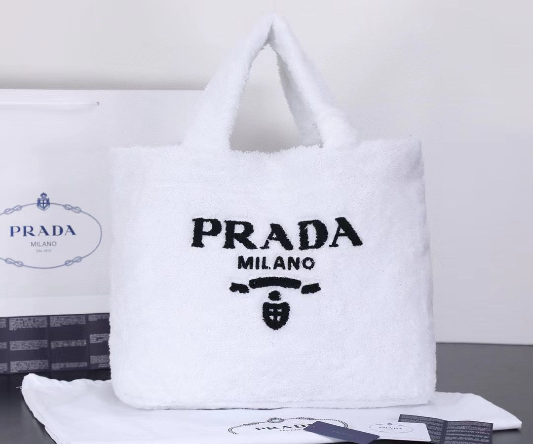 P-Towel handbag