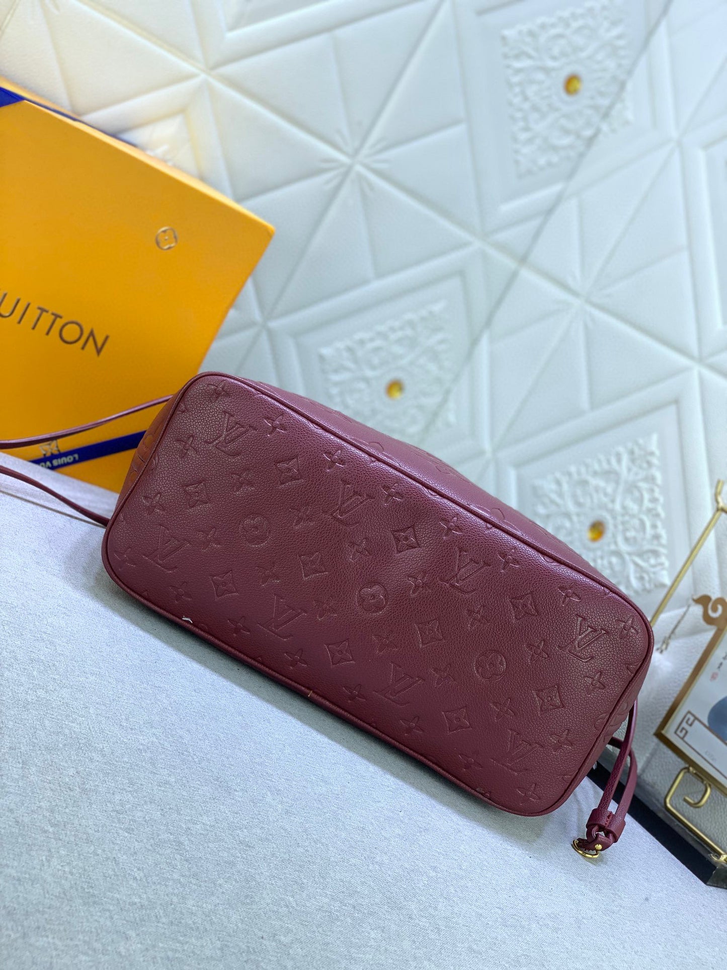 L Neverfull