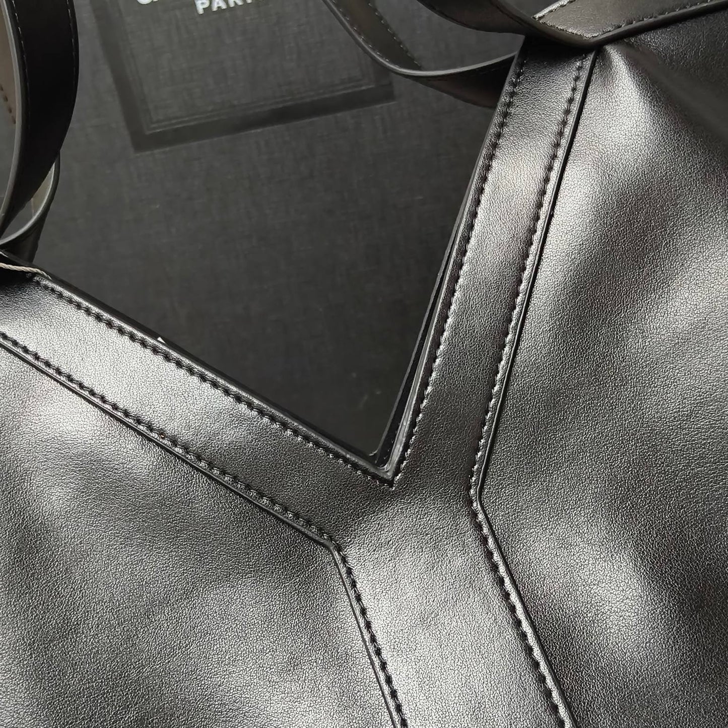 Y-New fine grain leather tote bag!