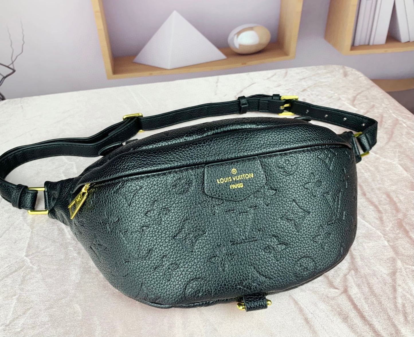 L-BUMBAG