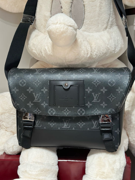GRAY MONO CROSSBODY