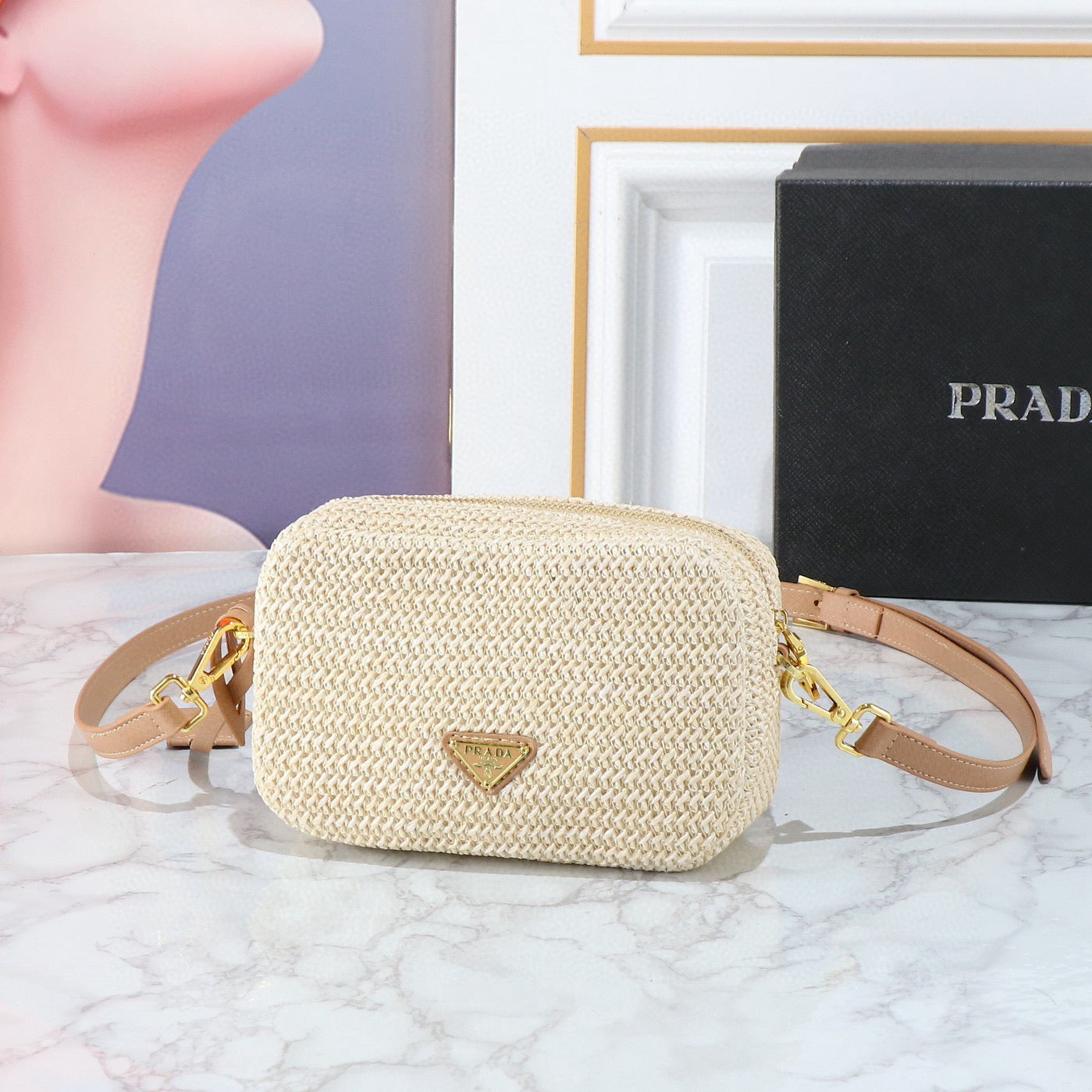 P-Raffia Straw Camera Bag