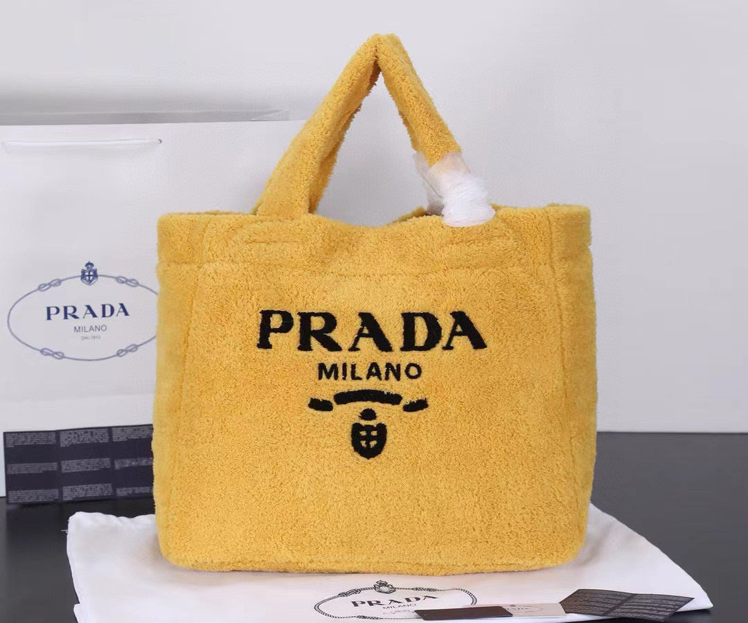 P-Towel handbag