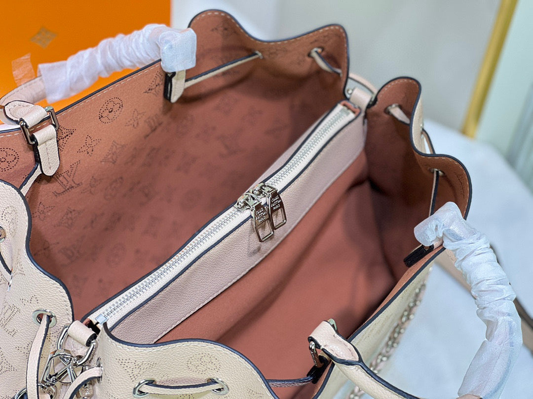 L-BELLA TOTE