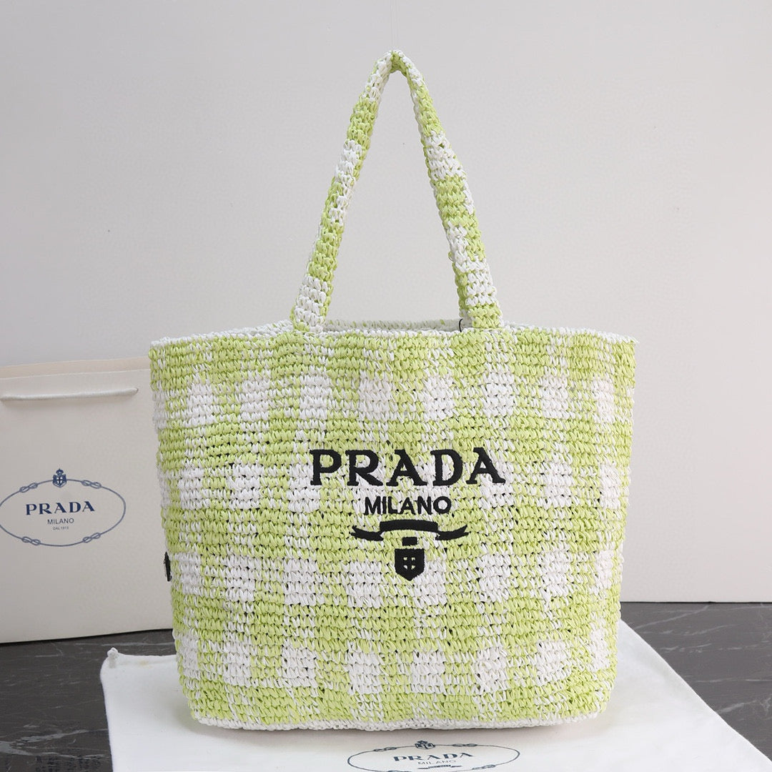 P-Purely hand-knitted fiber tote bag