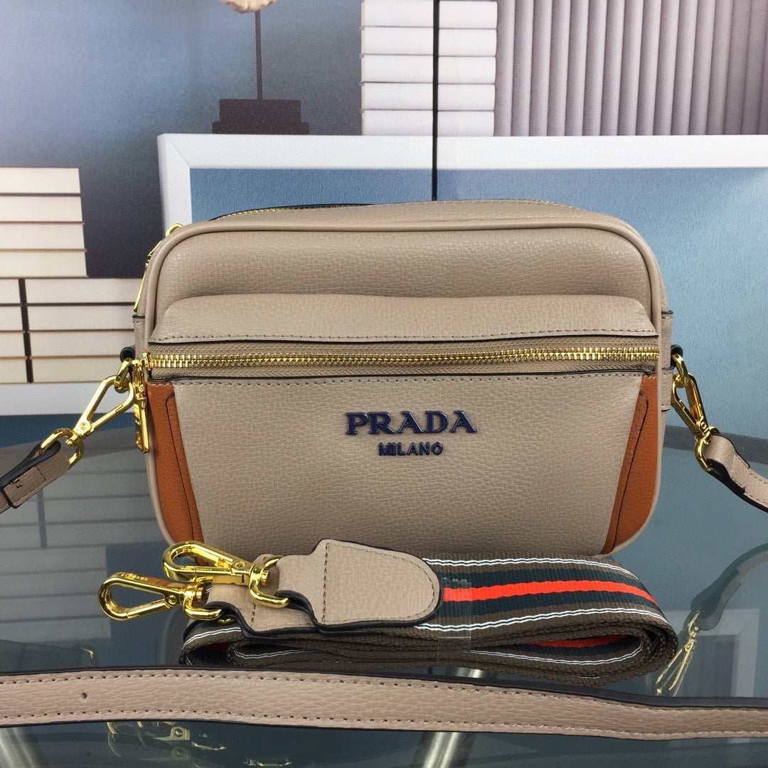 P-fashionable crossbody bag