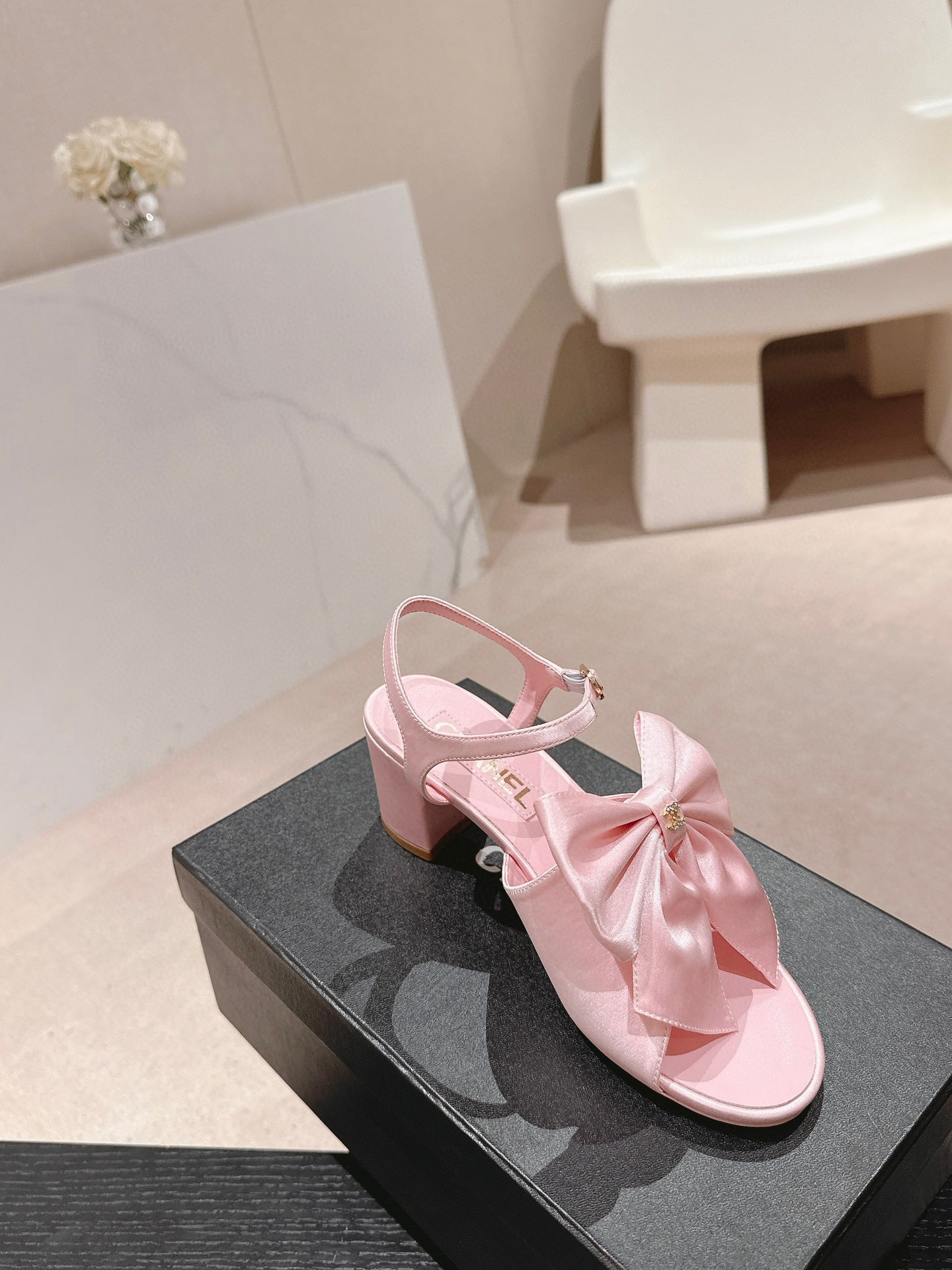 CE-Lady’s Shoes