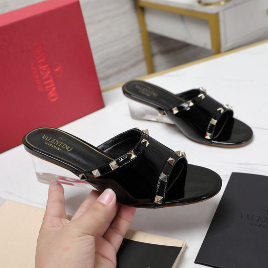 V-Unique and elegant