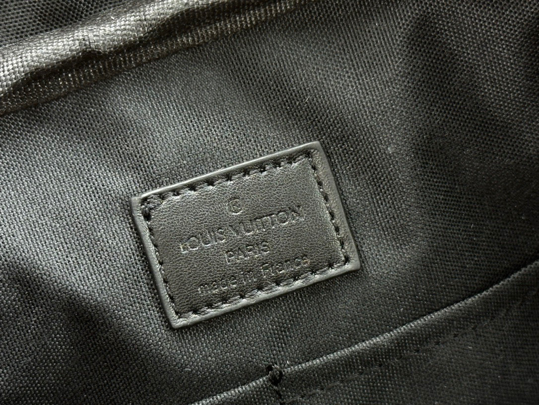 L-Damier Graphite