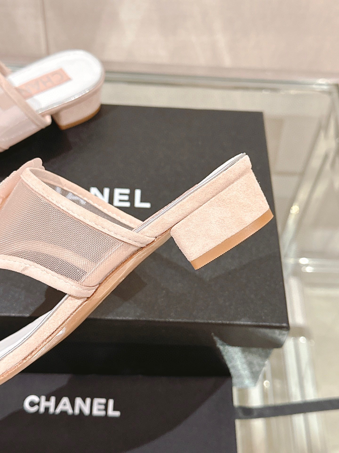 CE-Camellia Herringbone Sandals