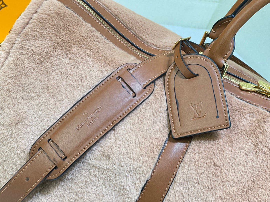 L-Puffy Shearling Keepall Bandoulière 50