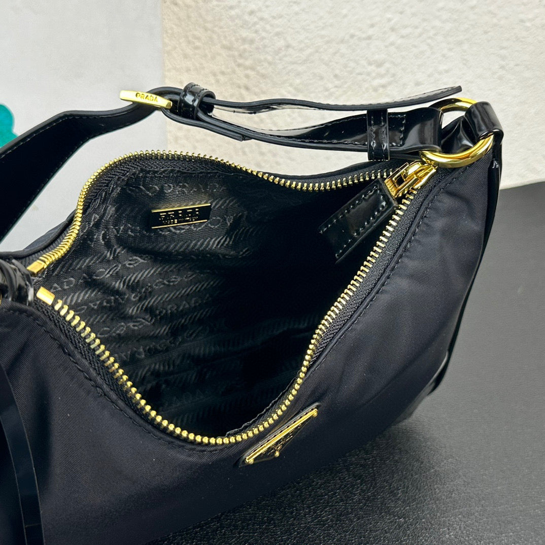 P-Shoulder Armpit Bag