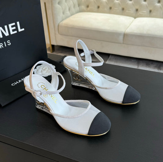 CE-Gauze sandals