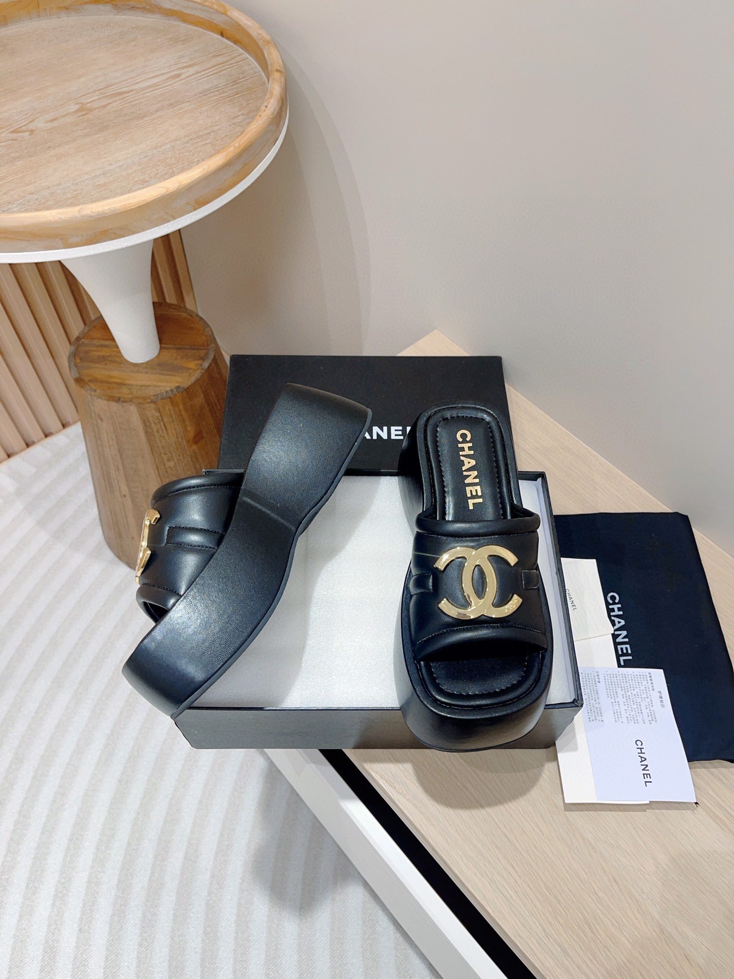 CE-thick bottom slippers