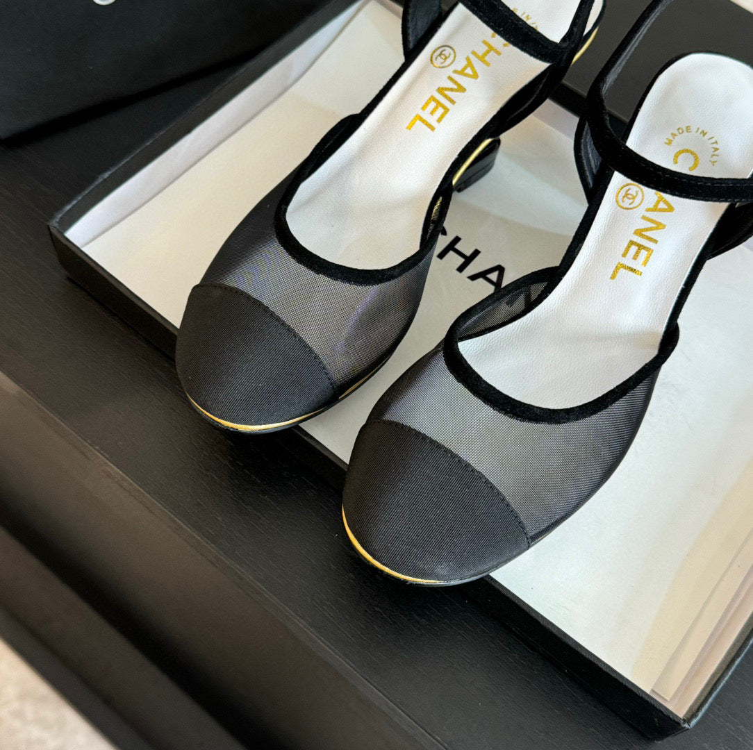 CE-Gauze sandals
